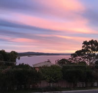 GRANITE BEACH HOUSE  Bay of Fires - Kingaroy Accommodation