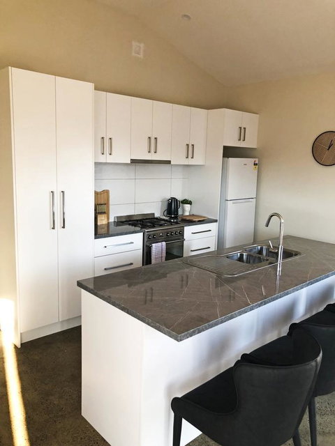 EMBRACING EVANDALE - Hosted By L'Abode Accommodation - Kingaroy Accommodation 19