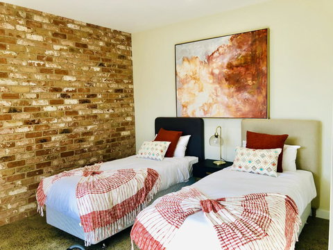 EMBRACING EVANDALE - Hosted By L'Abode Accommodation - Kingaroy Accommodation 15