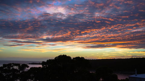 BAY OF FIRES SEACHANGE Ocean Frontage - Kingaroy Accommodation 17