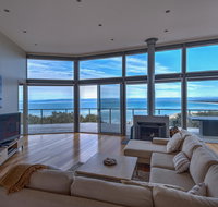 Halcyon  Immerse yourself in the sky and sea - Kingaroy Accommodation