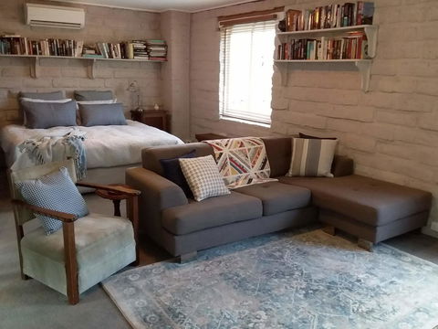 MaraPonds - Kingaroy Accommodation 6