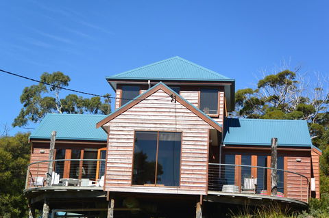 The Tree House - Kingaroy Accommodation 6