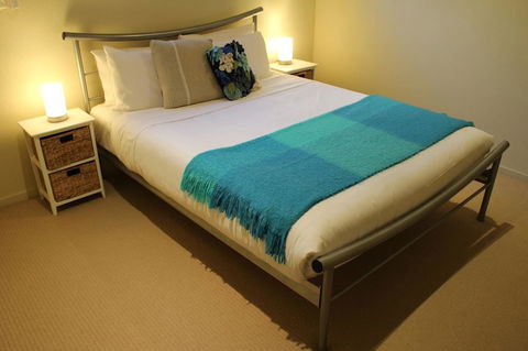 Villa 2 Bay Of Fires - Kingaroy Accommodation 12