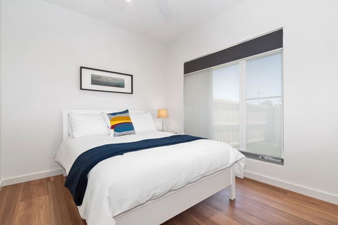 Rosewater Townhouses Dromana - Kingaroy Accommodation 28