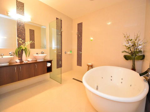 Mornington Hotel - Kingaroy Accommodation 25