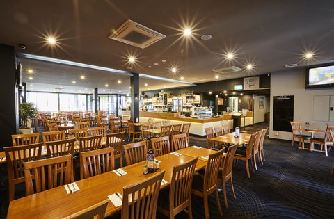 Mornington Hotel - Kingaroy Accommodation 9