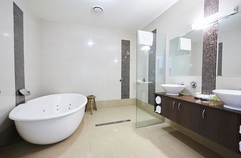 Mornington Hotel - Kingaroy Accommodation 1