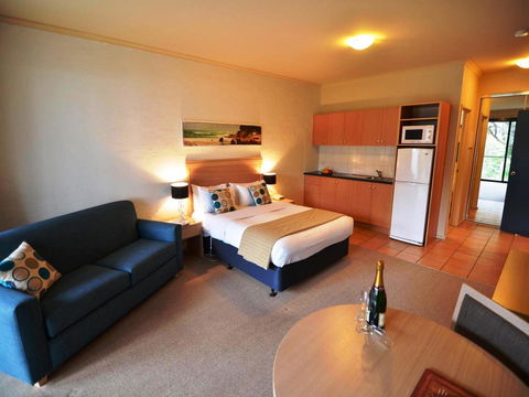 Lorne Surf Apartments - Kingaroy Accommodation 20