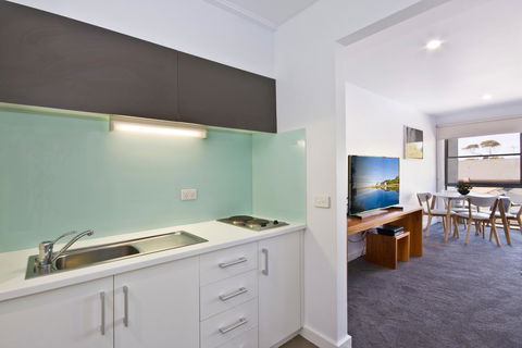Lorne Bay View Motel - Kingaroy Accommodation 34