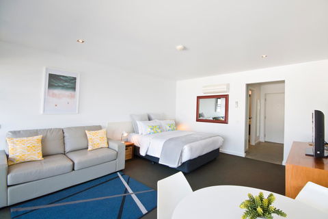 Lorne Bay View Motel - Kingaroy Accommodation 11