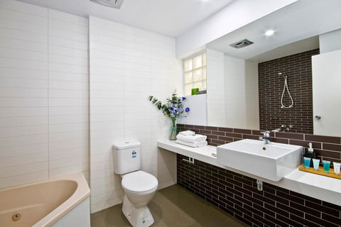 Lorne Bay View Motel - Kingaroy Accommodation 35
