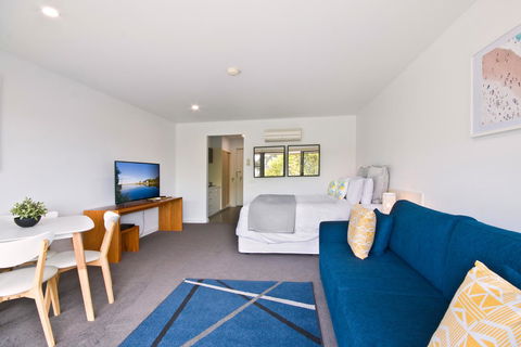 Lorne Bay View Motel - Kingaroy Accommodation 20