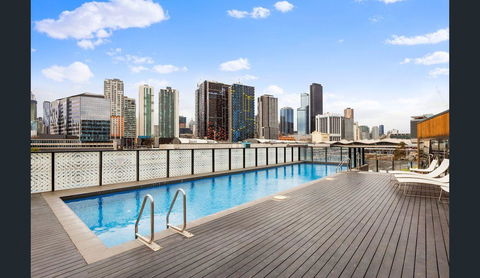 2Bedroom Apartment With Views In Docklands Next To CBD & Marvel Stadium - Kingaroy Accommodation 16