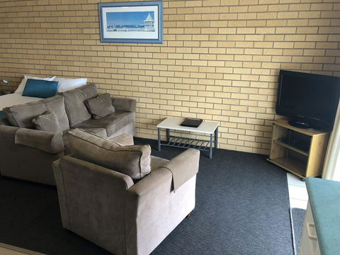 Port Campbell Parkview Motel & Apartments - Kingaroy Accommodation 9