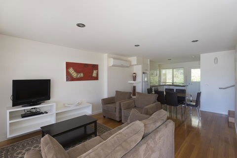 Port Campbell Parkview Motel & Apartments - Kingaroy Accommodation 24