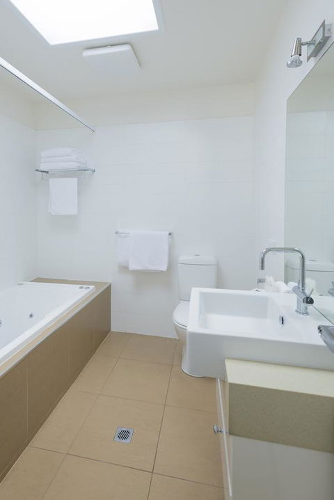 Port Campbell Parkview Motel & Apartments - Kingaroy Accommodation 34