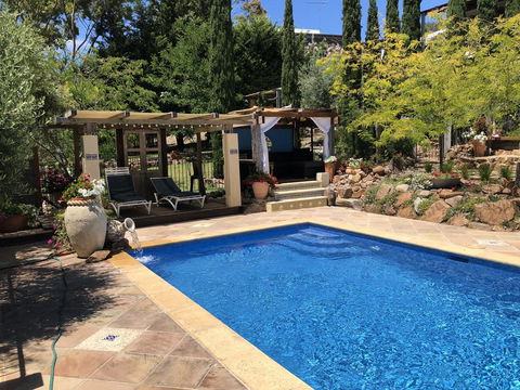 Villa Mallorca - Kingaroy Accommodation 24