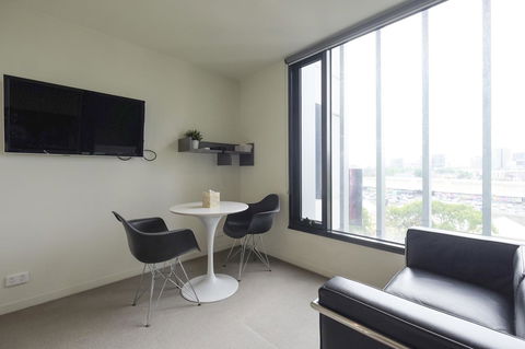 Mono Apartments On Franklin Street - Kingaroy Accommodation 6