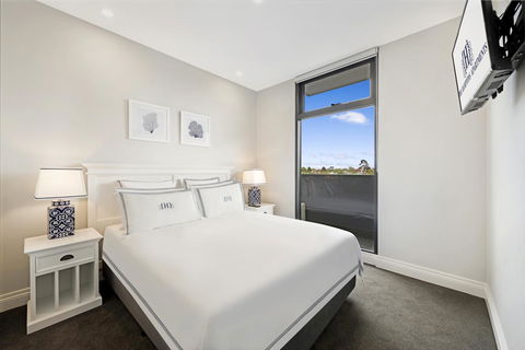 The Hamptons Apartments - St Kilda - Kingaroy Accommodation 38