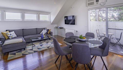 Bayview Loft - Kingaroy Accommodation 11