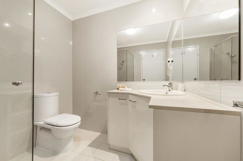 Ciloms Airport Lodge - Kingaroy Accommodation 11