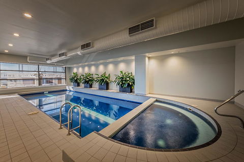 PARKROYAL Melbourne Airport - Kingaroy Accommodation 1