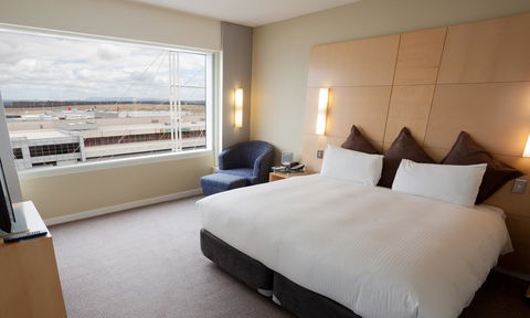 PARKROYAL Melbourne Airport - Kingaroy Accommodation 14