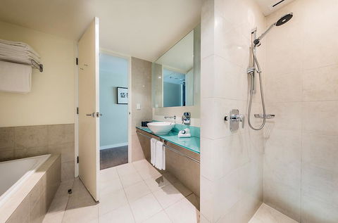 PARKROYAL Melbourne Airport - Kingaroy Accommodation 4