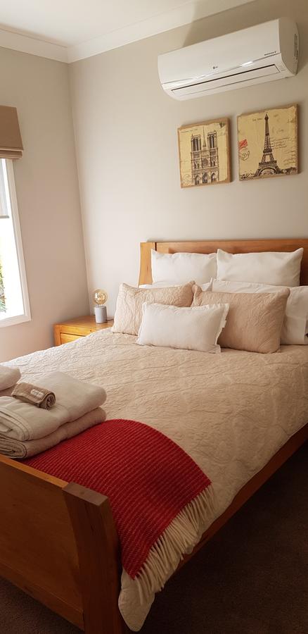 Oxford Rise Apartment - Kingaroy Accommodation 5