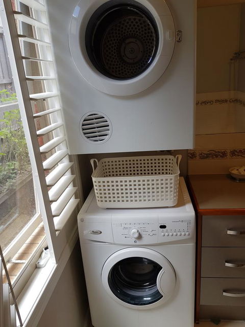 Oxford Rise Apartment - Kingaroy Accommodation 13