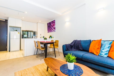 Stay Like Home - Kingaroy Accommodation 24
