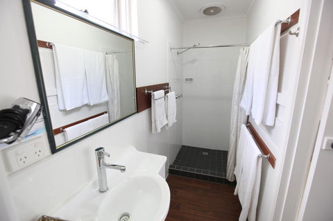 Mornington Motel - Kingaroy Accommodation 6