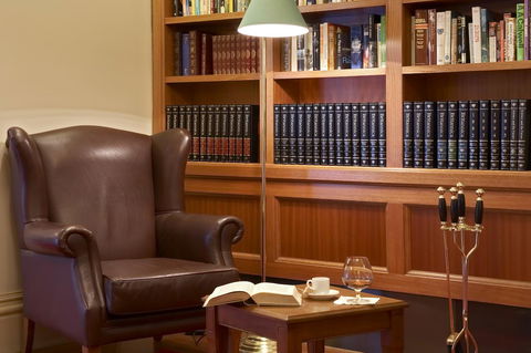 Grand Hotel Melbourne - Kingaroy Accommodation 9