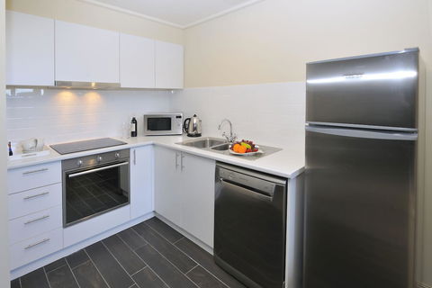 Grand Hotel Melbourne - Kingaroy Accommodation 3
