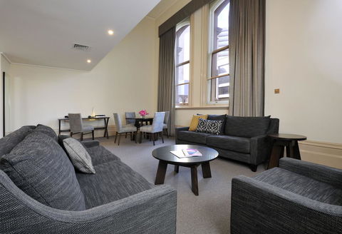 Grand Hotel Melbourne - Kingaroy Accommodation 17