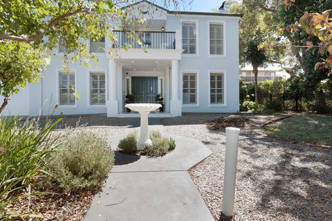 Sandymount - Kingaroy Accommodation 1