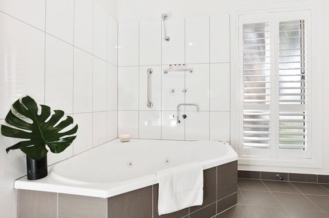 Sandymount - Kingaroy Accommodation 7