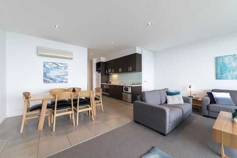 The Dolphin Apartments - Kingaroy Accommodation 21