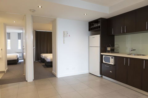The Dolphin Apartments - Kingaroy Accommodation 2