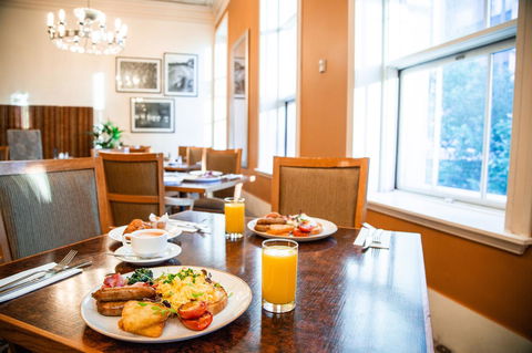 The Savoy Hotel On Little Collins Melbourne - Kingaroy Accommodation 29
