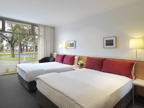 The Parkmore Hotel - Kingaroy Accommodation 23