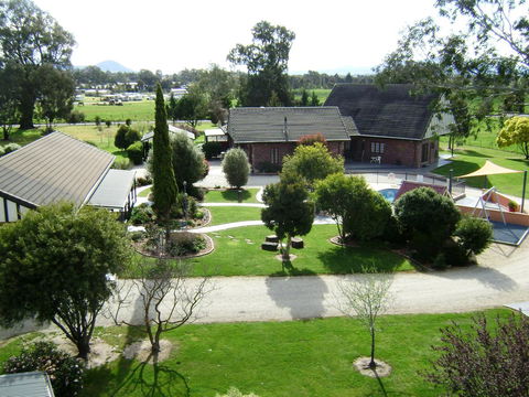 Greenvale Holiday Units - Kingaroy Accommodation 13
