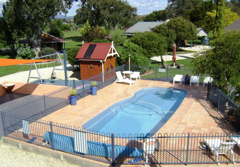 Greenvale Holiday Units - Kingaroy Accommodation 15