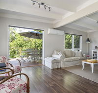 Blairgowrie Bella - light filled home with great deck - Kingaroy Accommodation