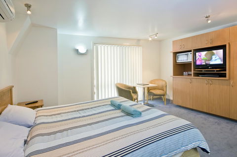 Anchorage Motel & Villas Lorne - Kingaroy Accommodation 11