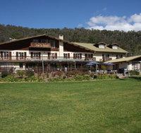 Bright Chalet - Kingaroy Accommodation