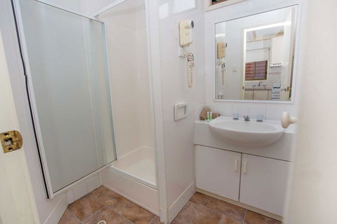 Discovery Parks - Warrnambool - Kingaroy Accommodation 5