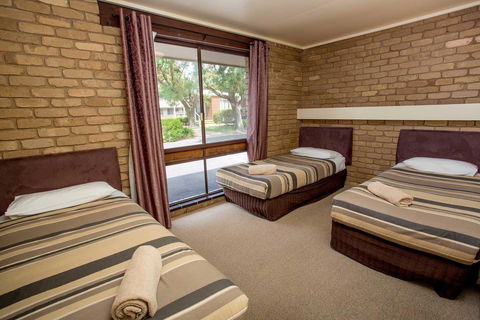 Discovery Parks - Warrnambool - Kingaroy Accommodation 14