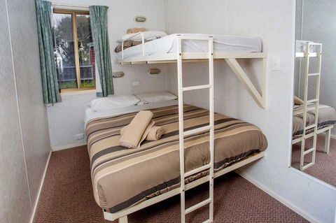 Discovery Parks - Warrnambool - Kingaroy Accommodation 16